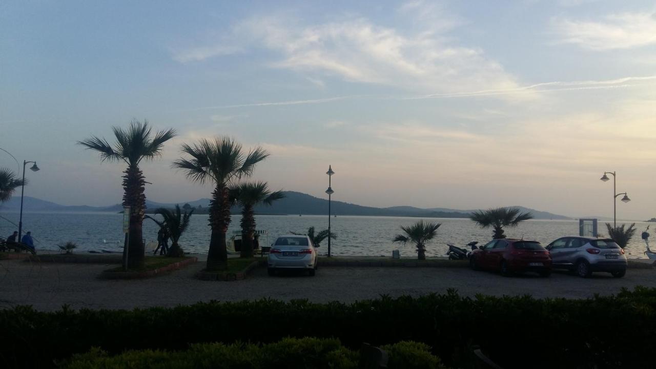 Aliye Hanim Hotel Ayvalı Exterior foto