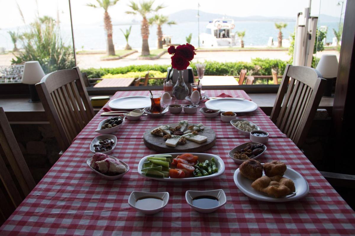Aliye Hanim Hotel Ayvalı Exterior foto